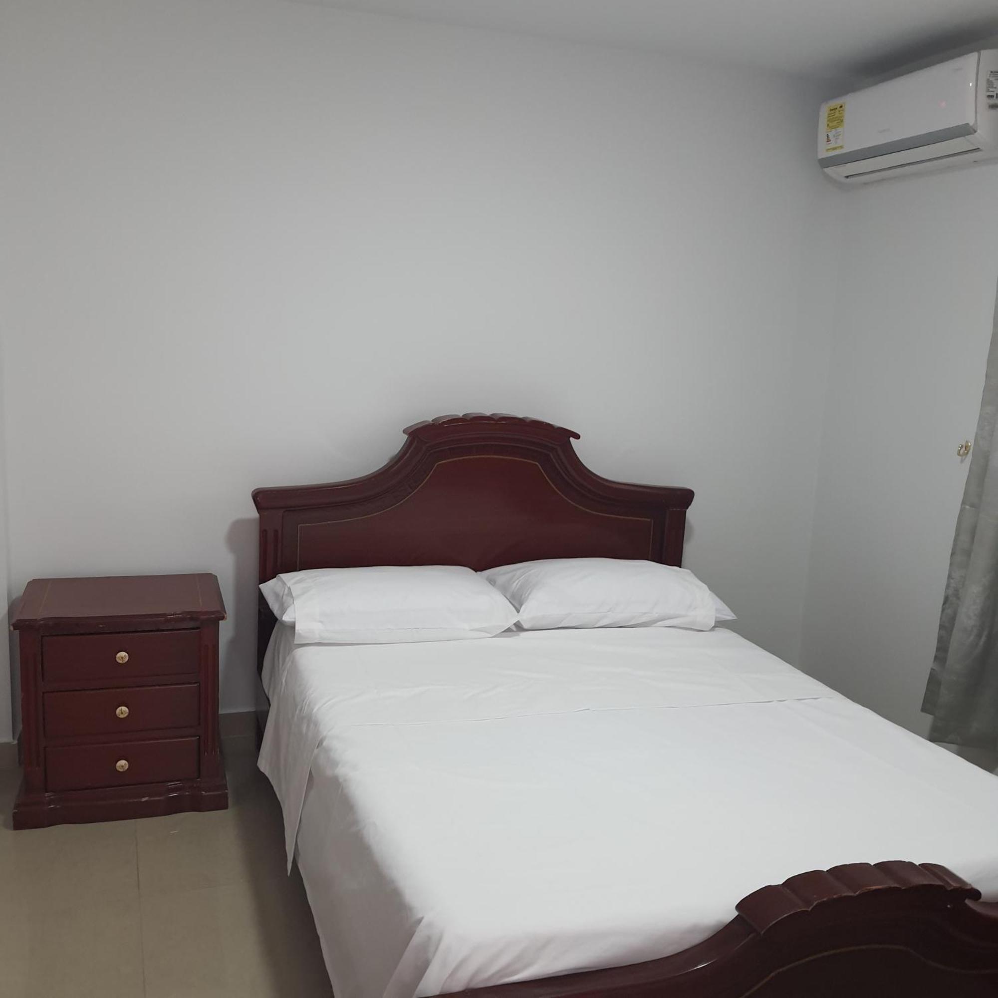 Hotel Velices Буга Экстерьер фото